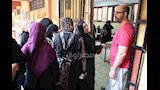 توافد الناخبين على لجان الزاوية الحمراء (13)