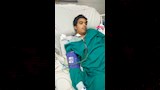 الطالب محمد كمال وهو يتلقى العلاج