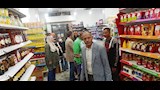 حملة للتفتيش على محلات المواد الغذائية فى أسوان