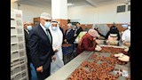 محافظ الجيزة يتفقد خطوط الإنتاج بأحد مصانع تعبئة وتغليف التمور (7)