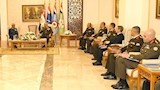 وزير الدفاع ورئيس الأركان يلتقيان قادة الوفود العسكرية (3)