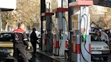 إيران ترفع أسعار البنزين