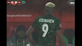 غضب أوسيمين بعد استبداله في مباراة نيجيريا وتنزانيا 