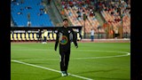 وصول لاعبي الزمالك أرض ملعب المباراة (8)