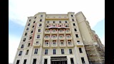 وزير الإسكان يتفقد مشروع الحي اللاتيني بمدينة العلمين الجديدة (1)