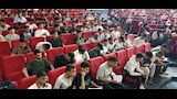 إقبال طلاب الثانوية العامة بالأقصر على محاضرات المراجعة النهائية