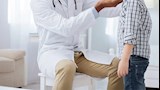 عرض "طفل المرور" على الطب الشرعي في واقعة الاعتداء على طالب بالمقطم