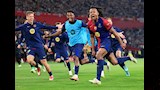 كابشن احتفال كوندي لاعب برشلونة