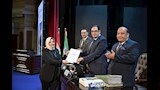 تكريم فريق تنظيم زيارة ماكرون لجامعة القاهرة (5)