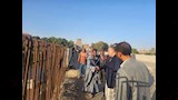 محافظ أسيوط يتابع أعمال تطوير مدخل قرية بني قرة ونقل موقف السرفيس (5)