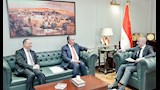 وزير التعليم يستقبل السفير اليمني