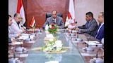 محافظ سوهاج يسلم ماكينات خياطة للسيدات الأولى بالرعاية (3)