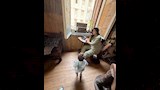 جوري بكر ونجلها