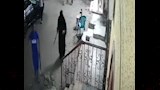 مطاردة شاب والاعتداء عليه داخل مسجد (9)