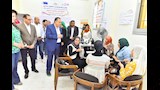 محافظ أسيوط يتابع تدريب 60 فتاة على حرفة التللي (15)