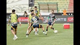 إحماءات الأهلي قبل مواجهة سيراميكا (7)
