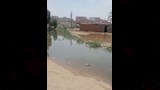 انسداد مواسير بحر ترسا يُغرق عشرات المنازل 