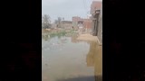 انسداد مواسير بحر ترسا يُغرق عشرات المنازل