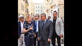 محافظ الإسكندرية وسفيرة الاتحاد الأوروبي يتفقدان تطوير شارع النبي دانيال (7)