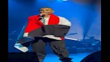 أحمد سعد يحمل علم مصر_1_2