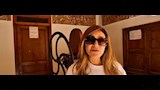 ليلى علوي داخل الدير 