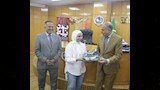 محافظ المنيا يشارك حجاج الجمعيات الأهلية فرحتهم قبل السفر للأراضي المقدسة (5)