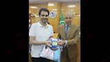 محافظ المنيا يشارك حجاج الجمعيات الأهلية فرحتهم قبل السفر للأراضي المقدسة (10)