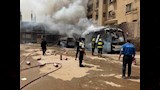 تفحم أتوبيس وسيارة أمام مدرسة خاصة بحدائق الأهرام