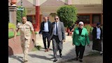 في جولة ميدانية العجوزة والدقي.. وكيل التعليم يشيد بتنظيم اللجان ووعي الطلاب