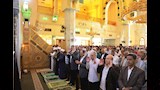 محافظ أسوان يؤدي صلاة الجمعة بالمسجد الجامع ويستمع لمطالب المواطنين