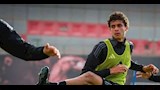 حمزة عبد الكريم لاعب الأهلي (1)