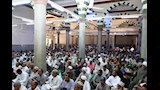 محافظ أسوان يؤدي صلاة الجمعة بكوم أمبو