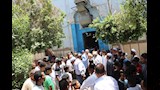 محافظ أسوان يؤدي صلاة الجمعة بكوم أمبو