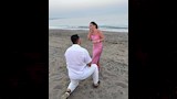 دانا الحلاني وخطيبها (2)