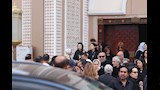 دينا فؤاد في جنازة زوج كارول سماحة