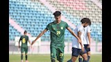 إسلام الفار لاعب الأهلي السابق (1)