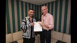 أحمد سعد يوقع عقده مع روتانا بحضور سالم الهندي (2)