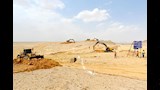 وزير الإسكان يتفقد مشروع الإسكان الحر بمدينة السويس الجديدة