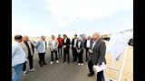 وزير الإسكان يتفقد مشروع الإسكان الحر بمدينة السويس الجديدة
