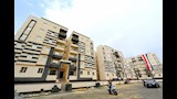 وزير الإسكان يتفقد مشروع الإسكان الحر بمدينة السويس الجديدة