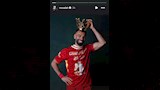 ستوري محمد صلاح من جلسة تصوير له احتفالًا بالتتويج بالدوري