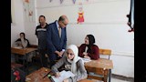 محافظ المنيا يتفقد لجان امتحانات الشهادة الاعدادية والدبلومات الفنية (2)