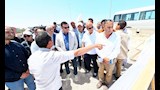 وزير الإسكان يتفقد البحيرات والطرق وبوابات مارينا 