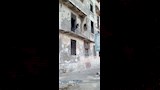 إزالة أجزاء من عقار آيل للسقوط في الإسكندرية (1)