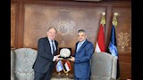 الفريق أسامة ربيع يبحث مع السفير الأرجنتيني التعاون في مجالي التكريك والنظم الملاحية (4)
