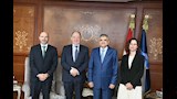 الفريق أسامة ربيع يبحث مع السفير الأرجنتيني التعاون في مجالي التكريك والنظم الملاحية (1)