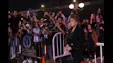 ايناس الدغيدي في عزاء زوج الفنانة كارول سماحة