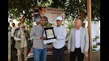 محافظ المنيا يُكرم المزارعين والرائدات الريفيات (6)