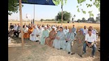 محافظ المنيا يُكرم المزارعين والرائدات الريفيات (16)