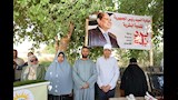 محافظ المنيا يُكرم المزارعين والرائدات الريفيات (21)